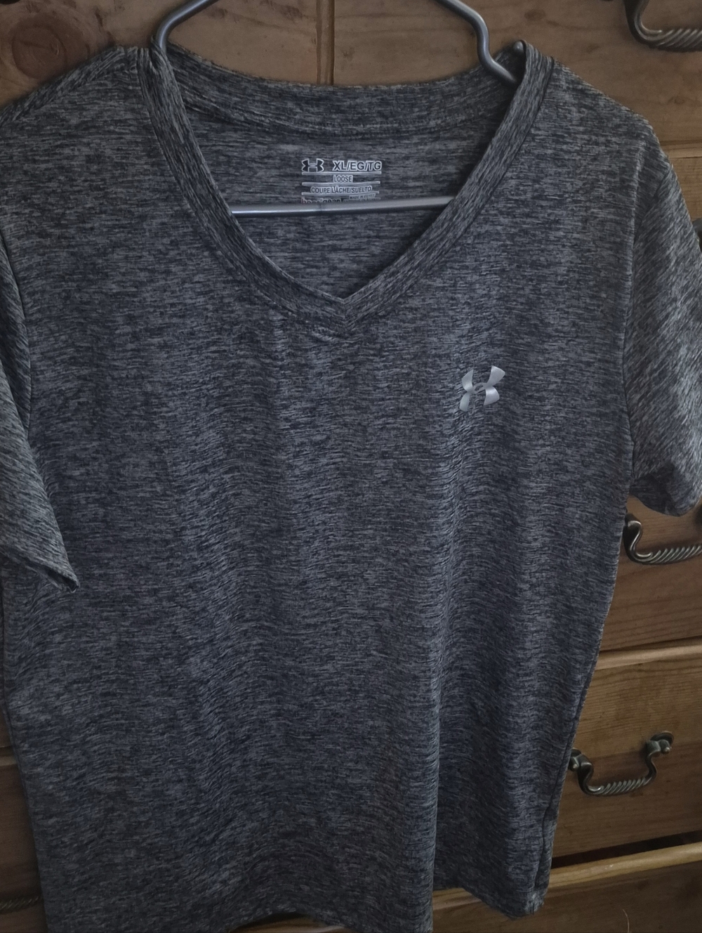 Ladies Xl Under Armor Tee